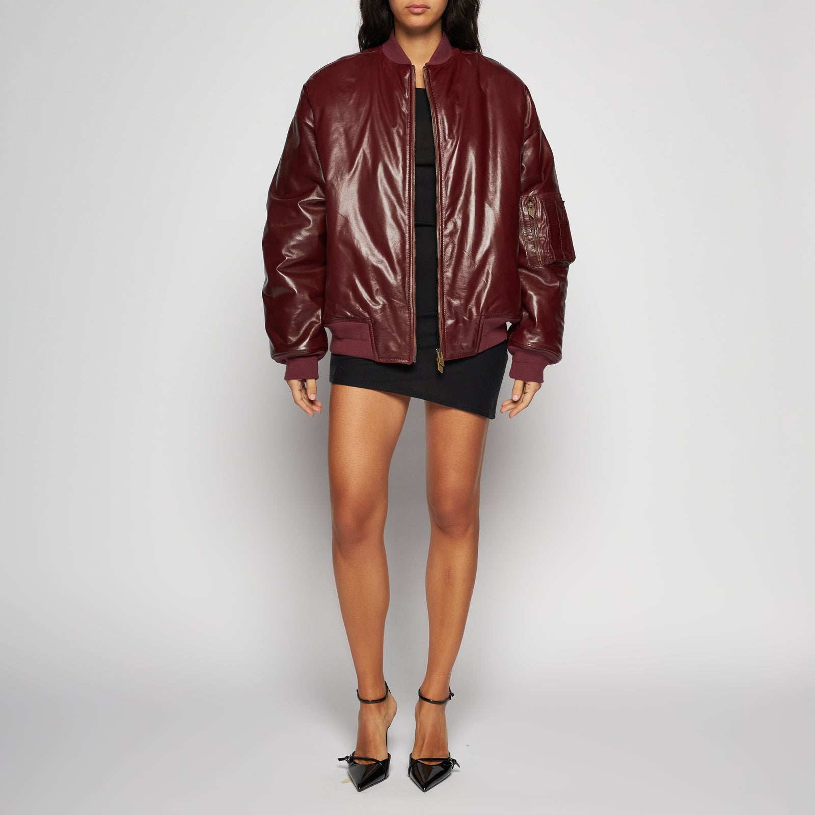GIACCA BOMBER IN PELLE EFFETTO VERNICE – BORDEAUX