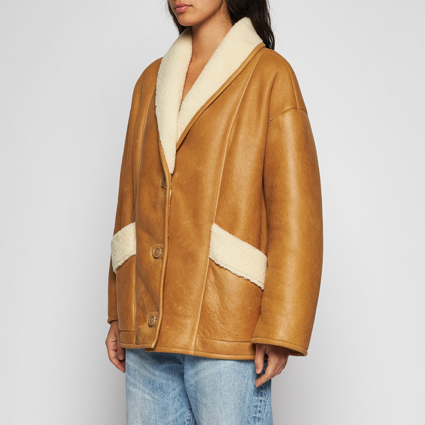 GIACCA IN SHEARLING INVECCHIATO - CARAMEL/CREAM