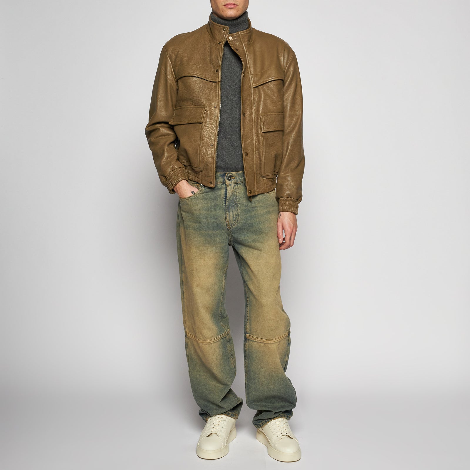 GIACCA BOMBER IN PELLE MARTELLATA - OLIVA