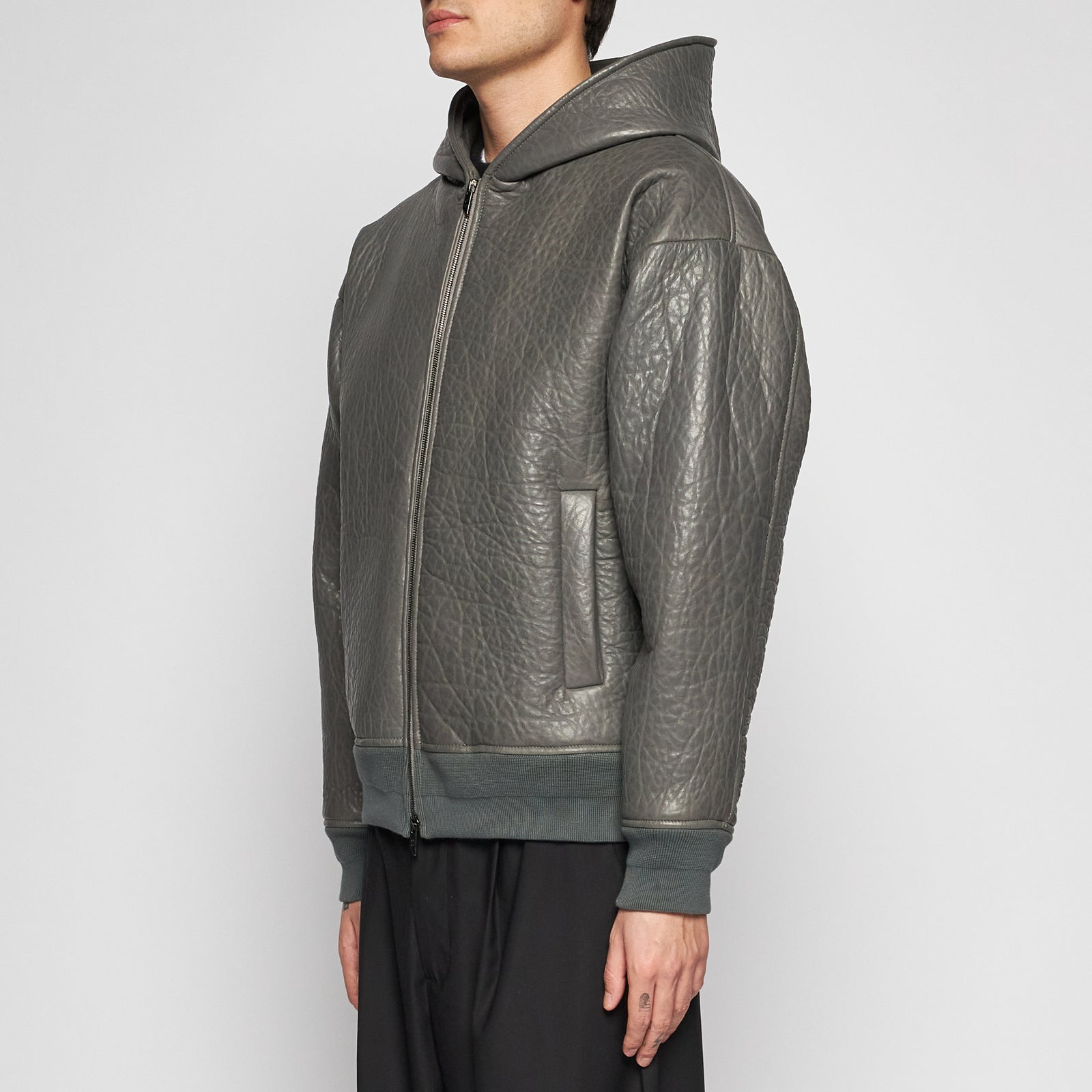 GIACCA IN PELLE MARTELLATA - GREY