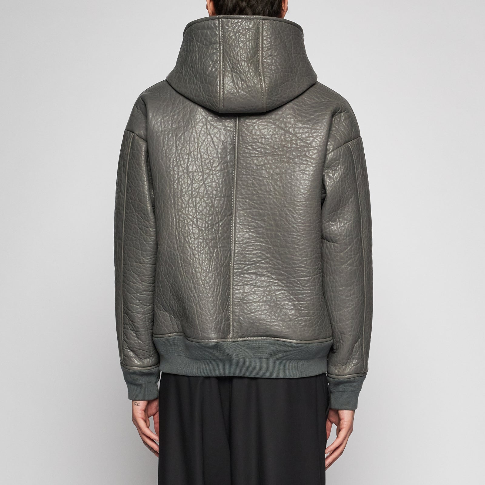 GIACCA IN PELLE MARTELLATA - GREY