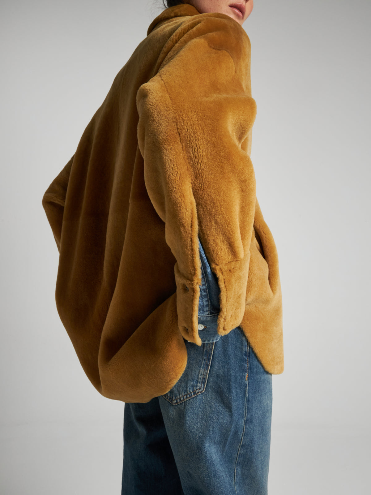 GIACCA IN SHEARLING - SENAPE