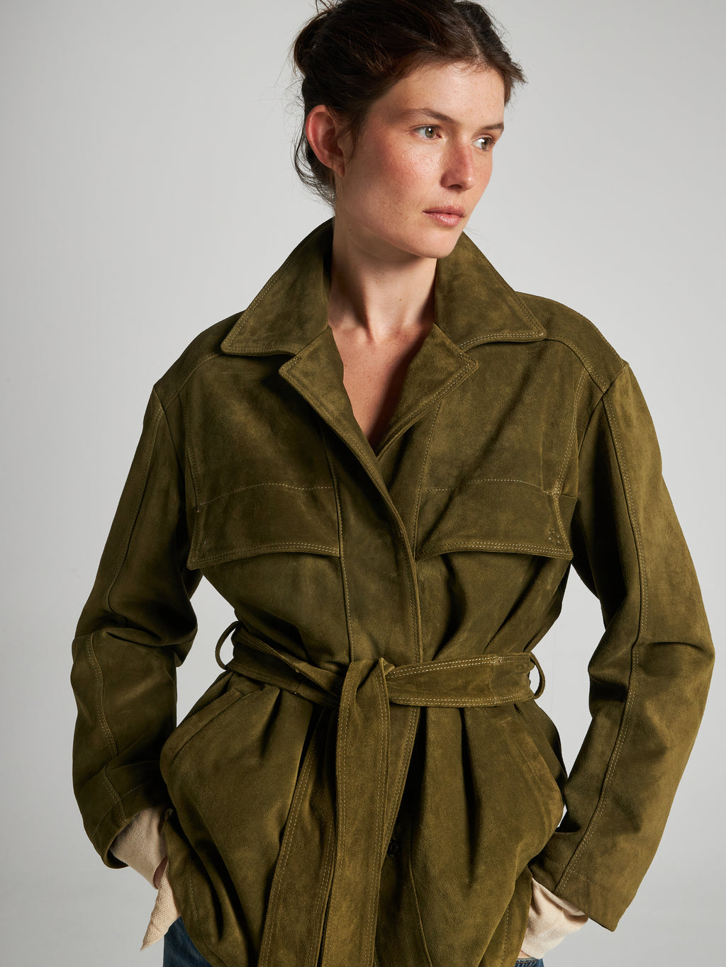JACKE AUS WILDLEDER- GRÜN