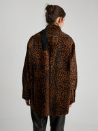 GIACCA IN SHEARLING CON STAMPA ANIMALIER - BROWN