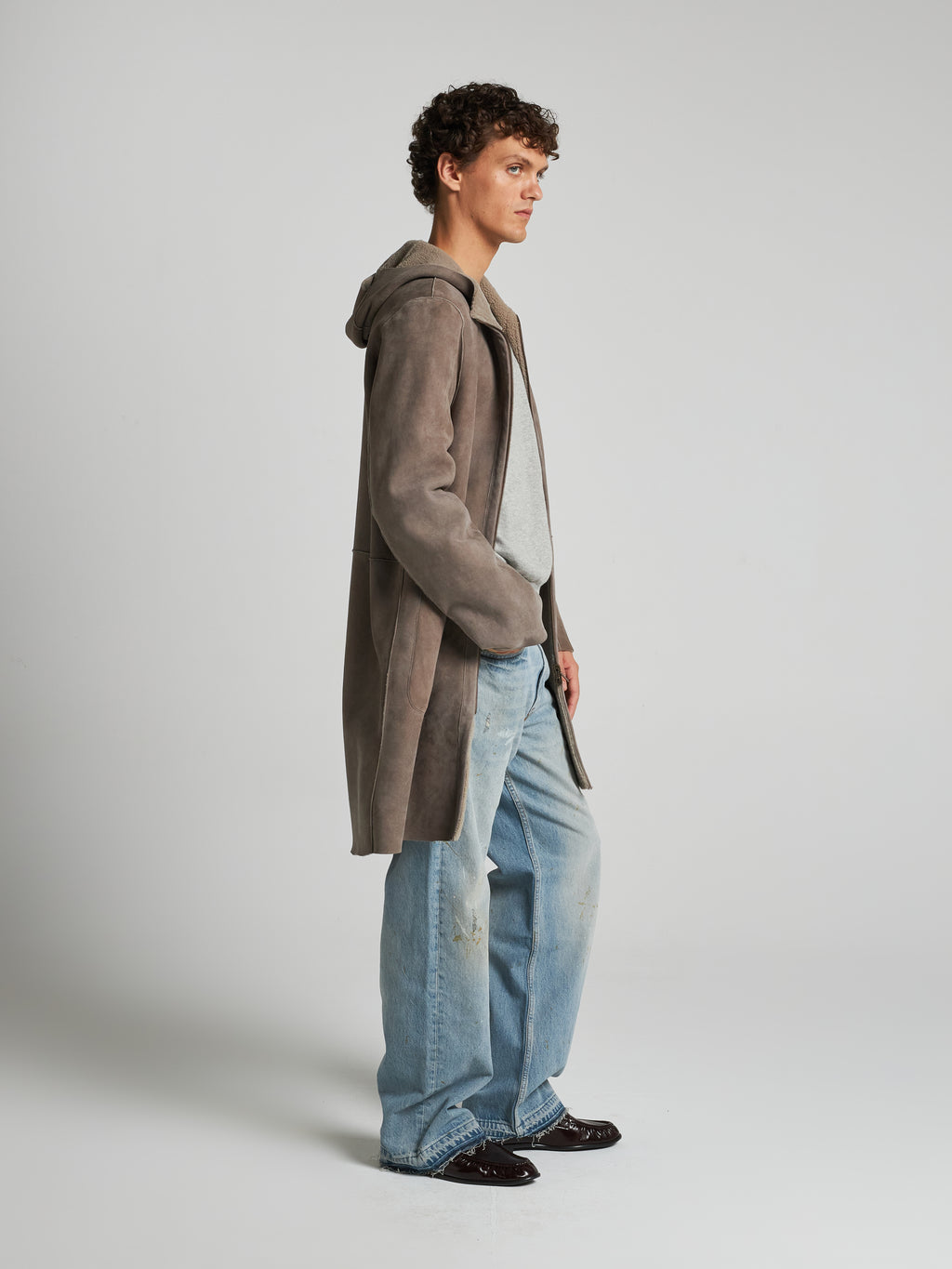 CAPPOTTO IN PELLE PLONGÉ STROPICCIATO CON CAPPUCCIO - STONE