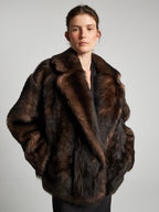 SHEARLING-JACKE IN NERZOPTIK- MAHAGONI