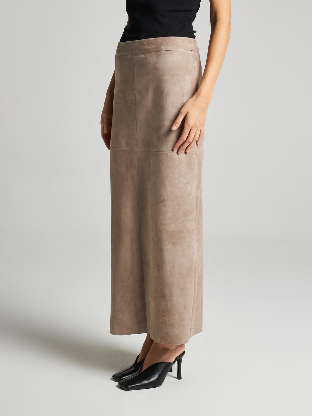 GONNA LUNGA IN SUEDE - SAND