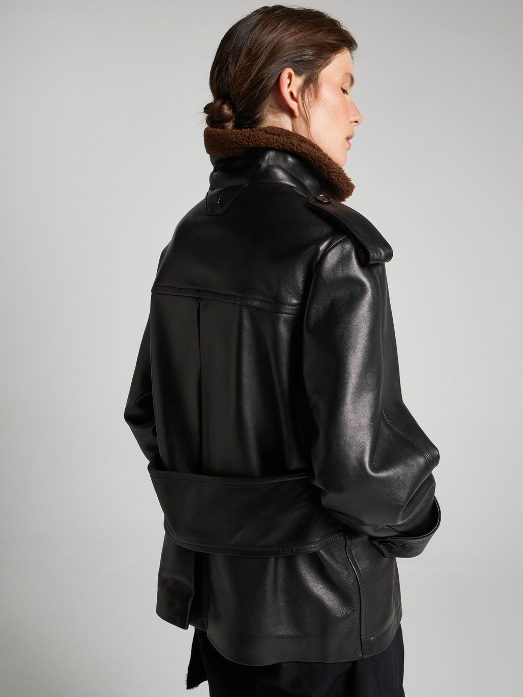 GIACCA DOPPIOPETTO CON COLLETTO IN SHEARLING - BLACK