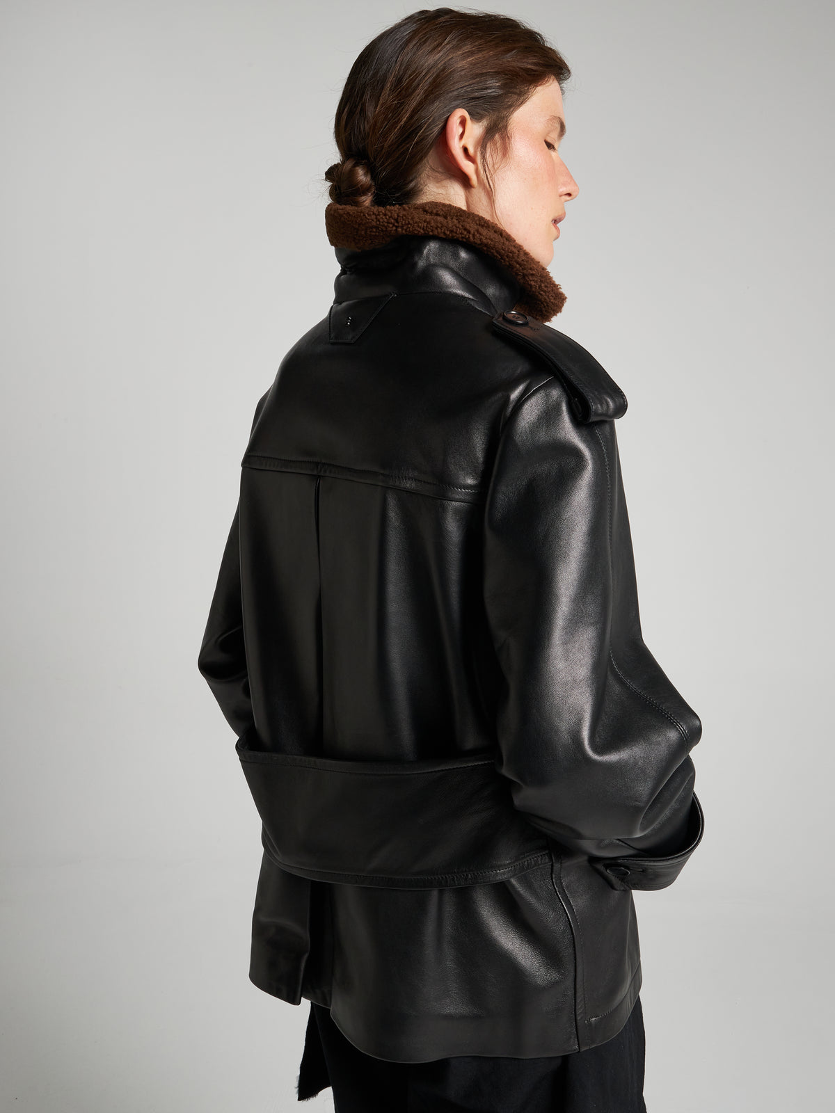 GIACCA DOPPIOPETTO CON COLLETTO IN SHEARLING - BLACK